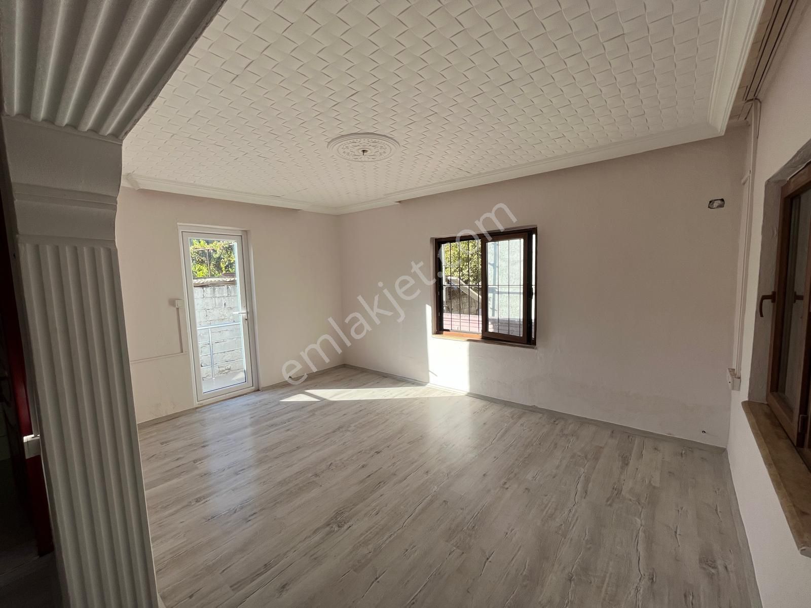 Tuana Emlak'tan Gülpınar'da 3+1 Müstakil Ev - Görsel 17