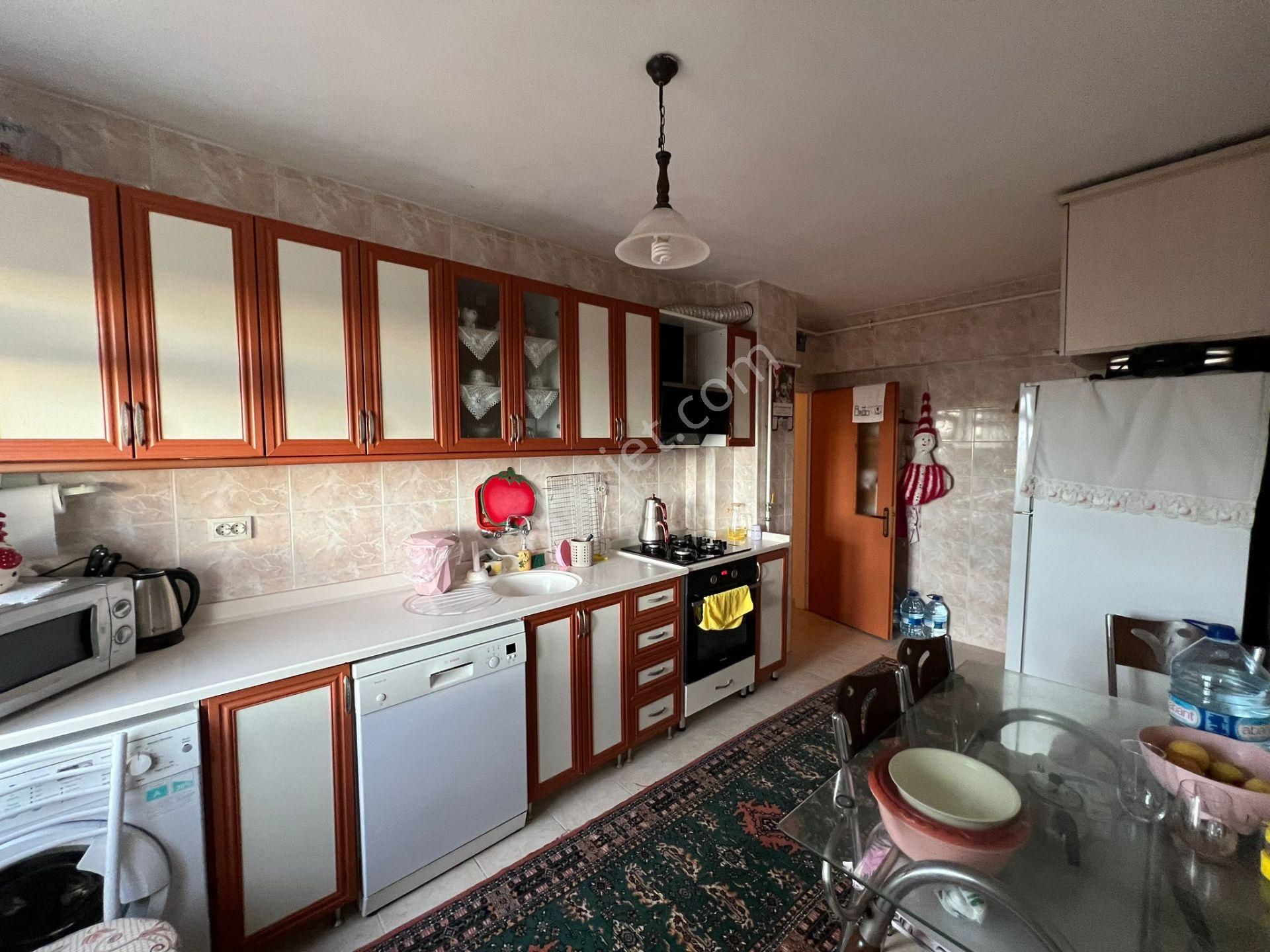 Kanuni Mahallesi'nde Yapılı 3+1 Daire!