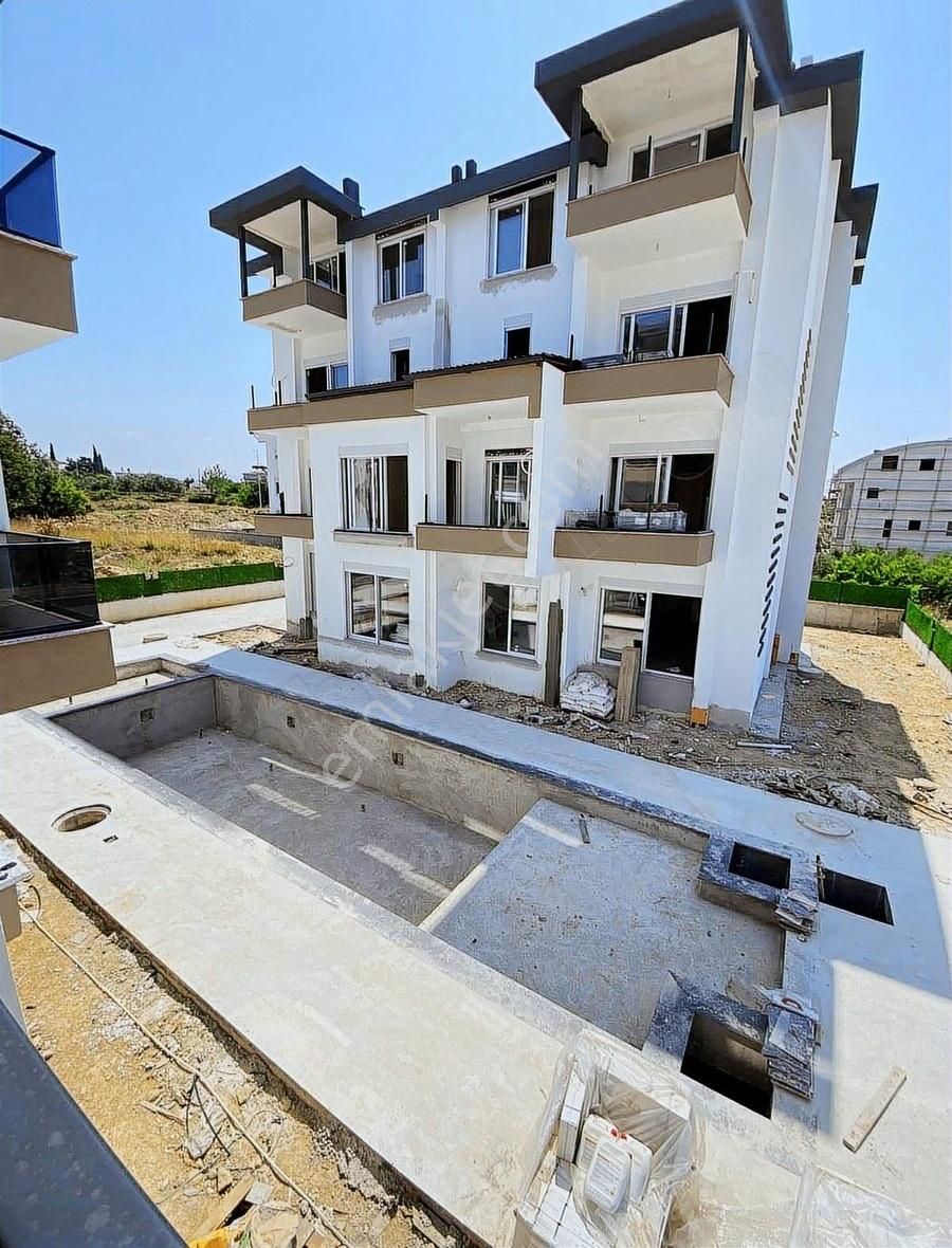 Kızılot Mahallesi'nde 1 + 1 Ara Kat Asansörlü Daire Satılık - Görsel 6