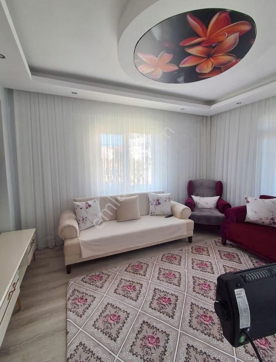 Ilıca'da Satılık 2+1 - Görsel 9