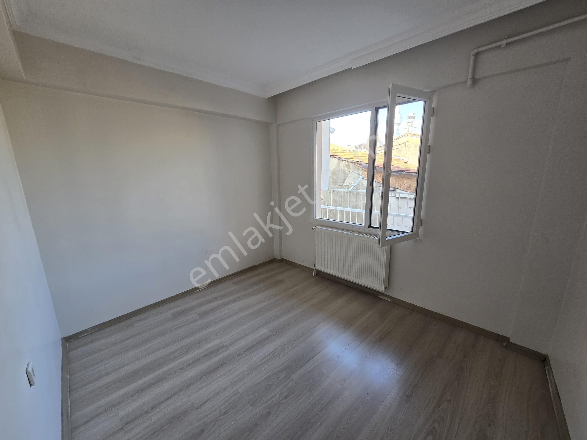 İnönü Cd Hatay Metro Yakını Doğalgazlı 3+1 Kiralık Daire - Görsel 5