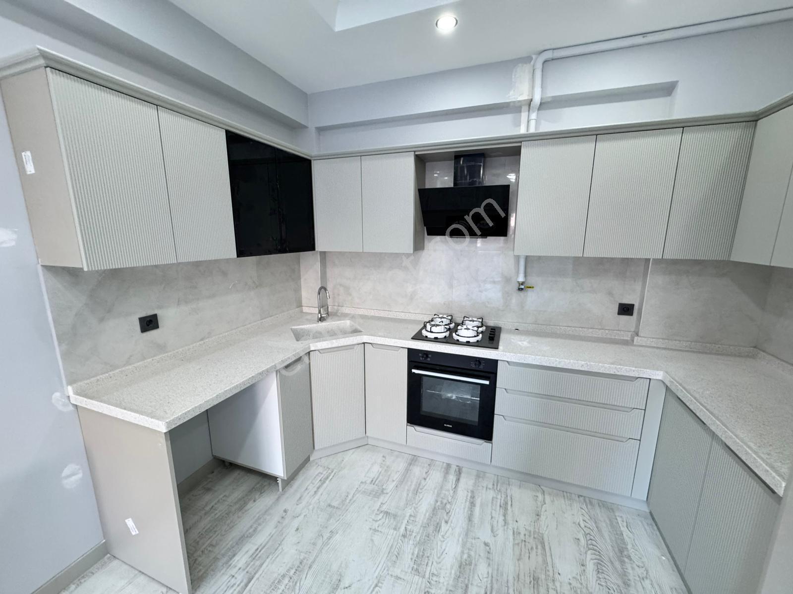 Edremit De 2+1 Sıfır Evebeyn Banyolu Satılık Daire - Görsel 30