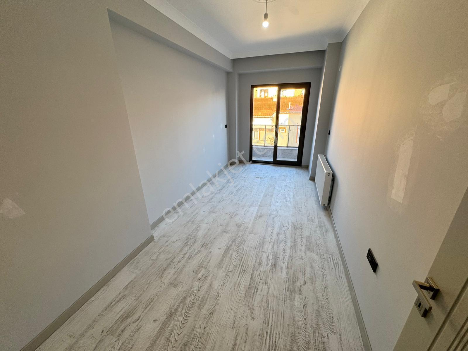 Edremit De 2+1 Sıfır Evebeyn Banyolu Satılık Daire - Görsel 20