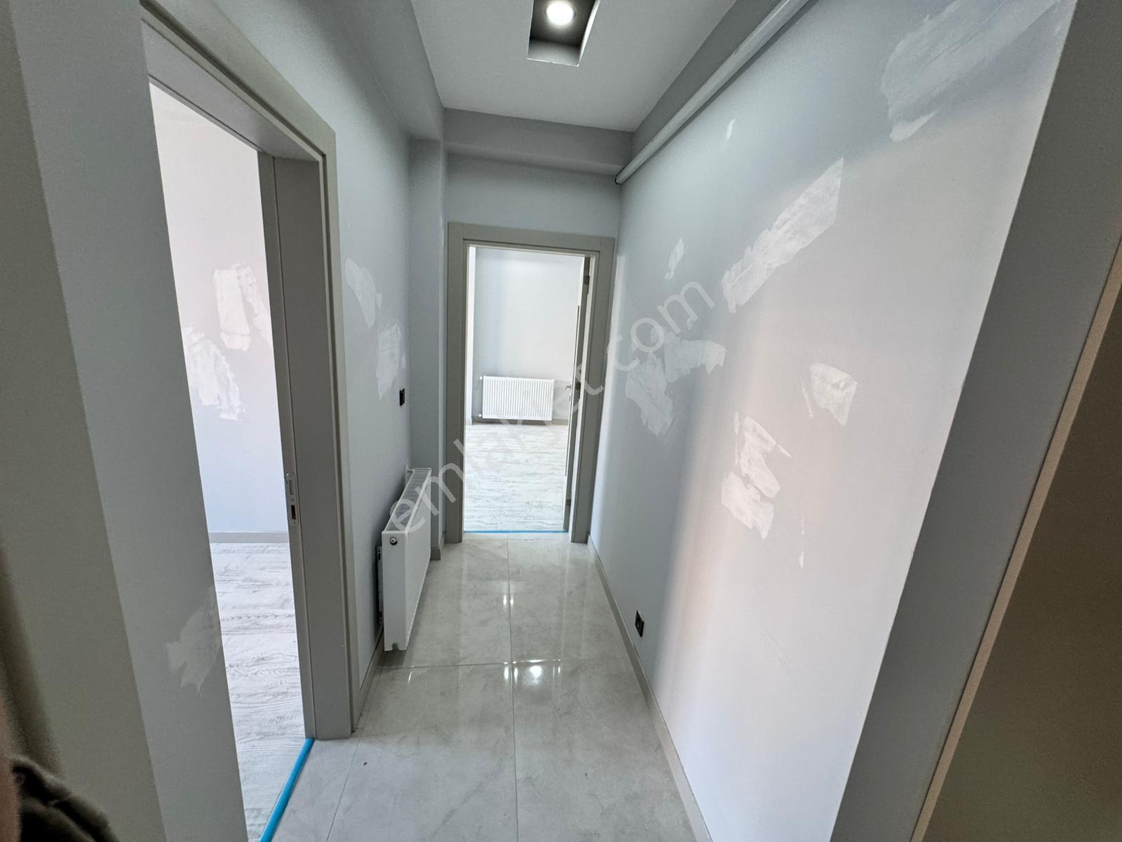 Edremit De 2+1 Sıfır Evebeyn Banyolu Satılık Daire - Görsel 24