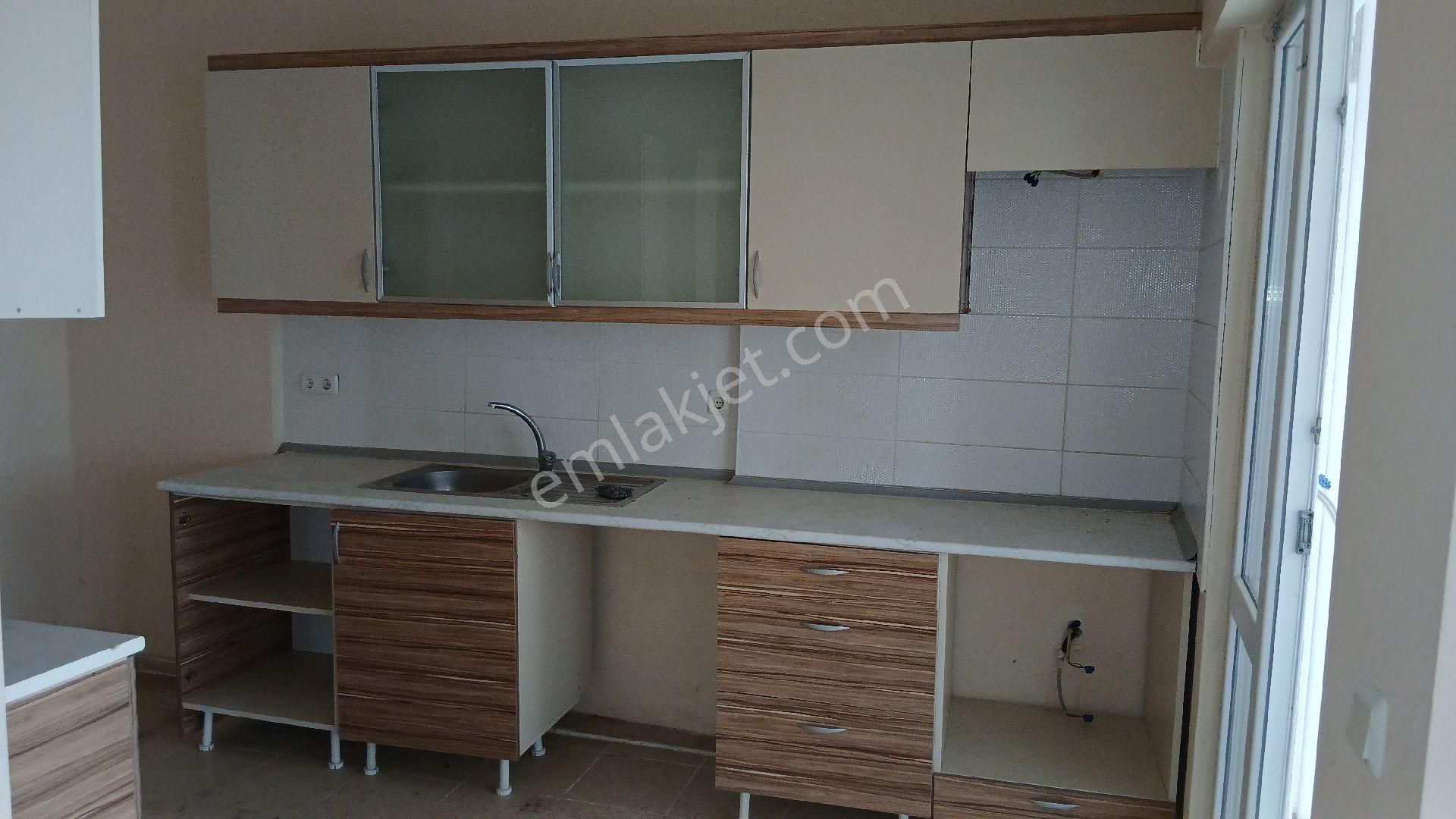 2+1 Ara Kat, Asansörlü Kuşadası - Görsel 7