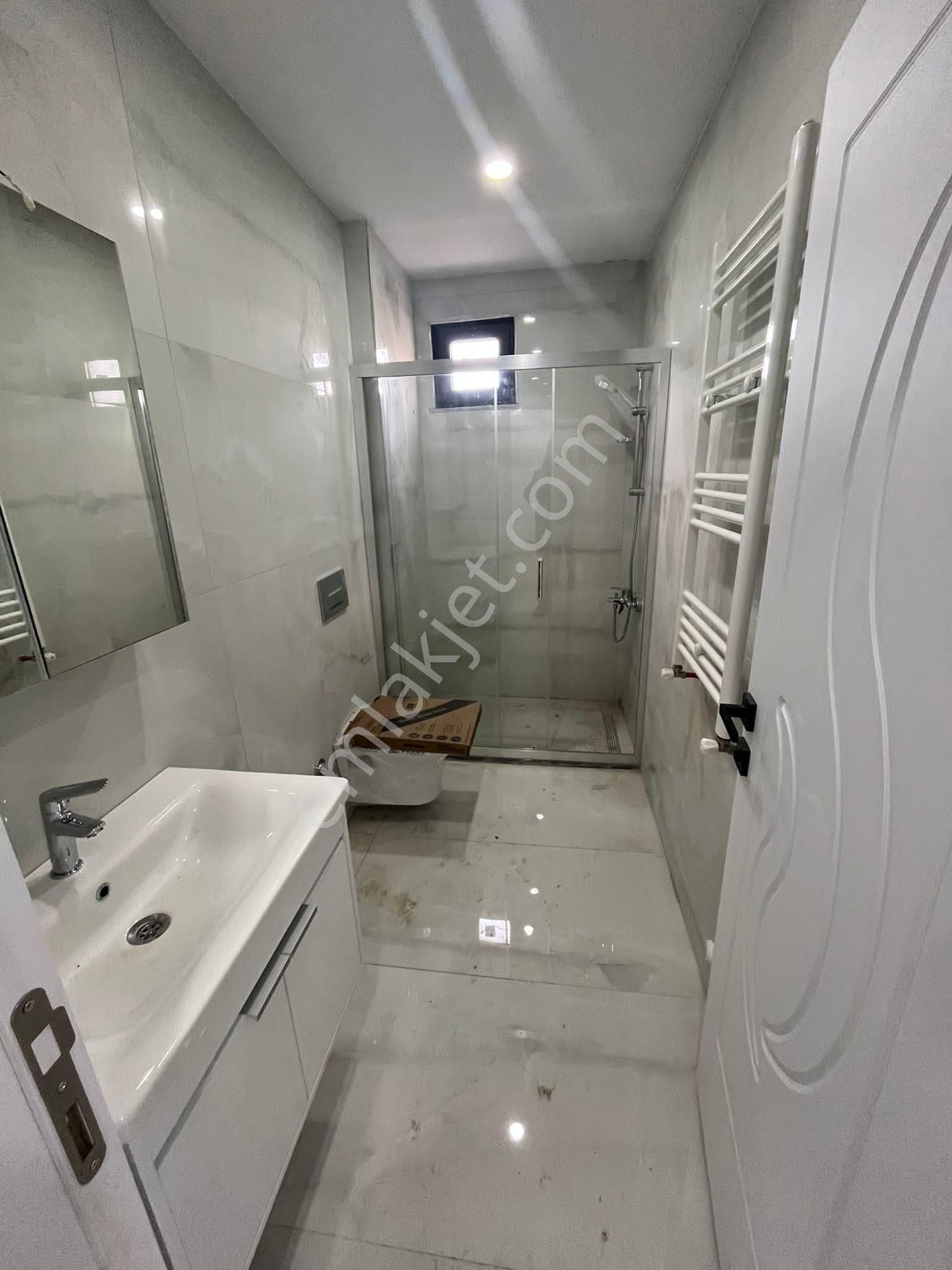 Erenköy'de Sıfır Binada 2+1 85m Arakatta Fırsat Daire - Görsel 17