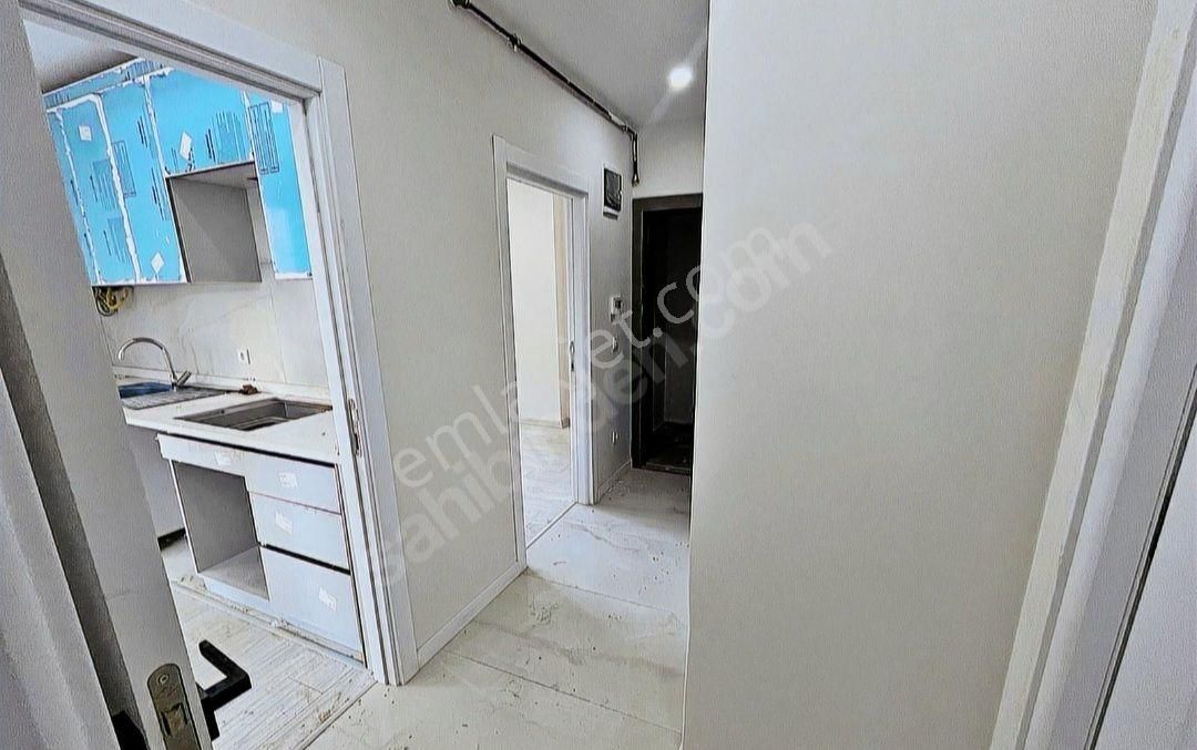 Erenköy'de Sıfır Binada 2+1 85m Arakatta Fırsat Daire - Görsel 28