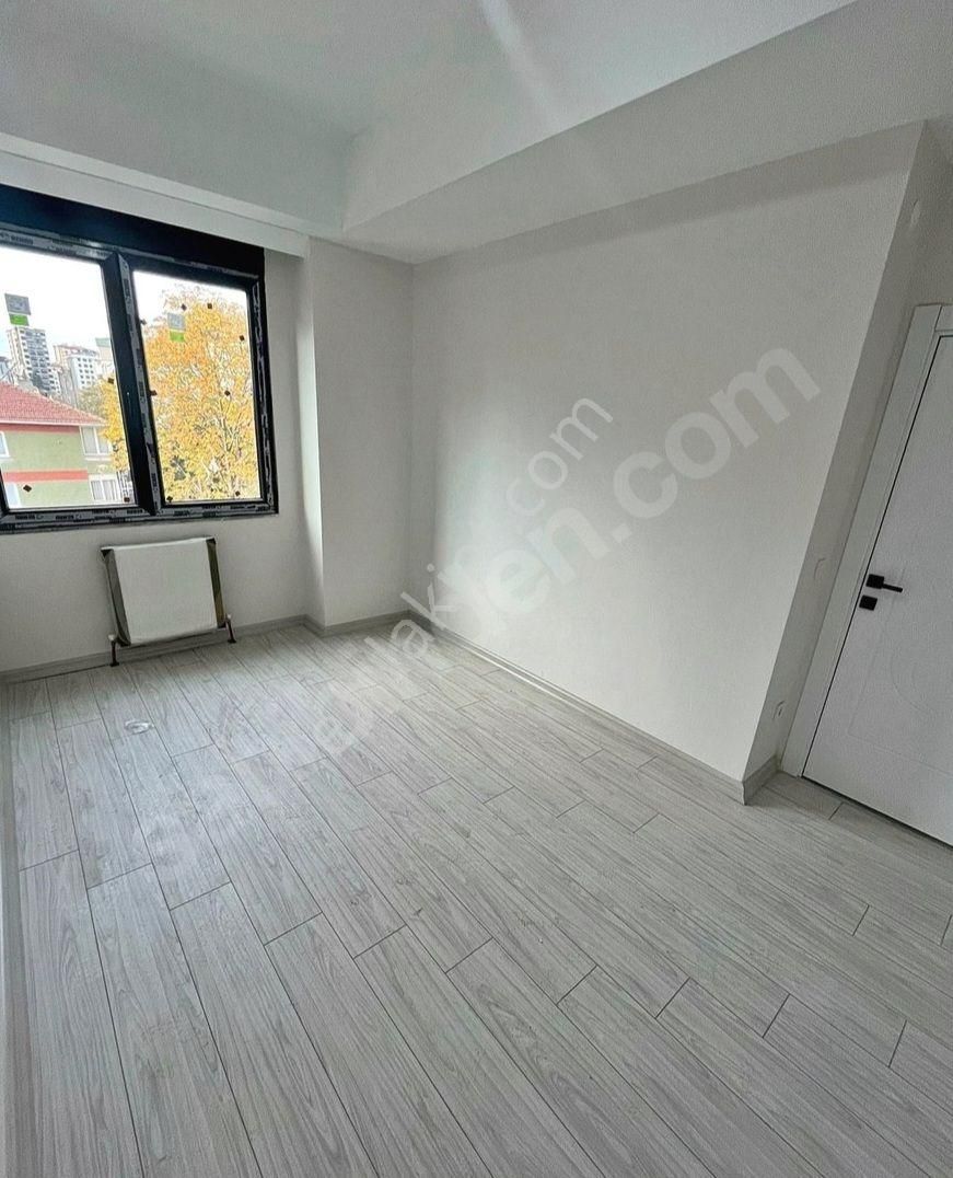 Erenköy'de Sıfır Binada 2+1 85m Arakatta Fırsat Daire - Görsel 31