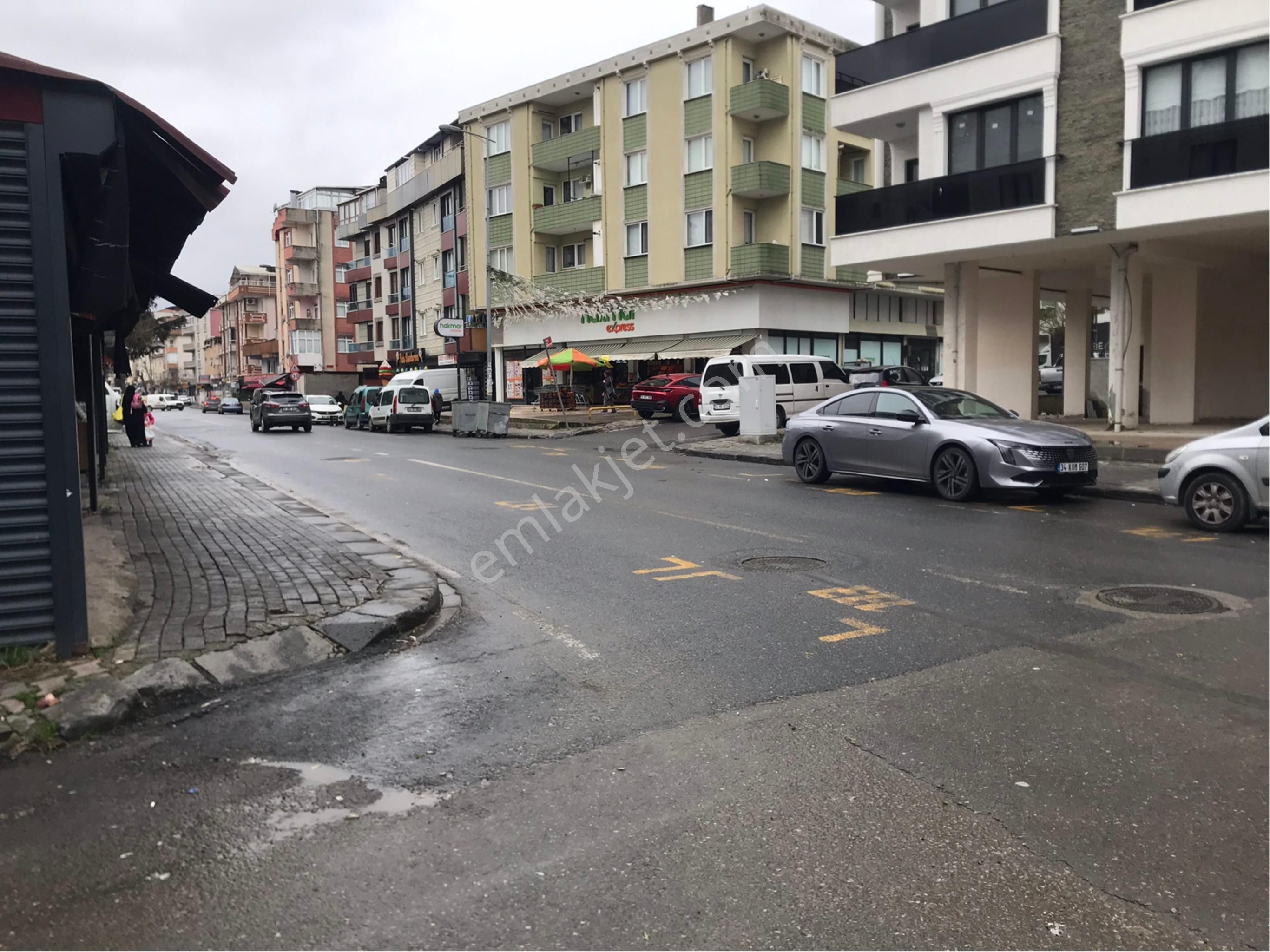 Sancaktepe Caddeye Cephe Satılık Dükkan - Görsel 6