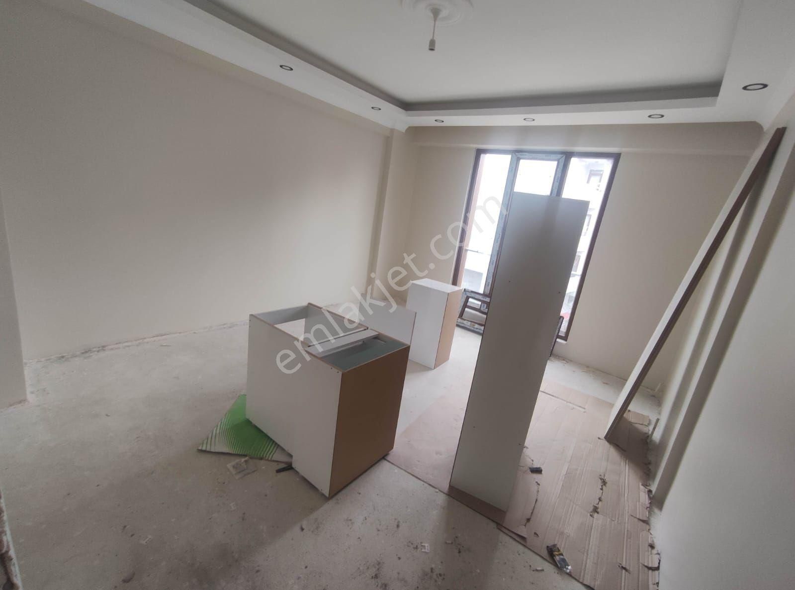 Para'dan Sultanbeyli'de Otopark-balkon Geniş 2+1 Satılık Daire - Görsel 9