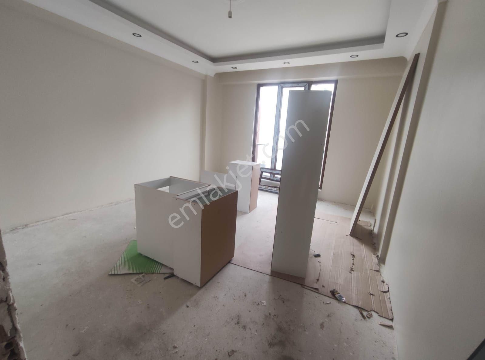 Para'dan Sultanbeyli'de Otopark-balkon Geniş 2+1 Satılık Daire - Görsel 7