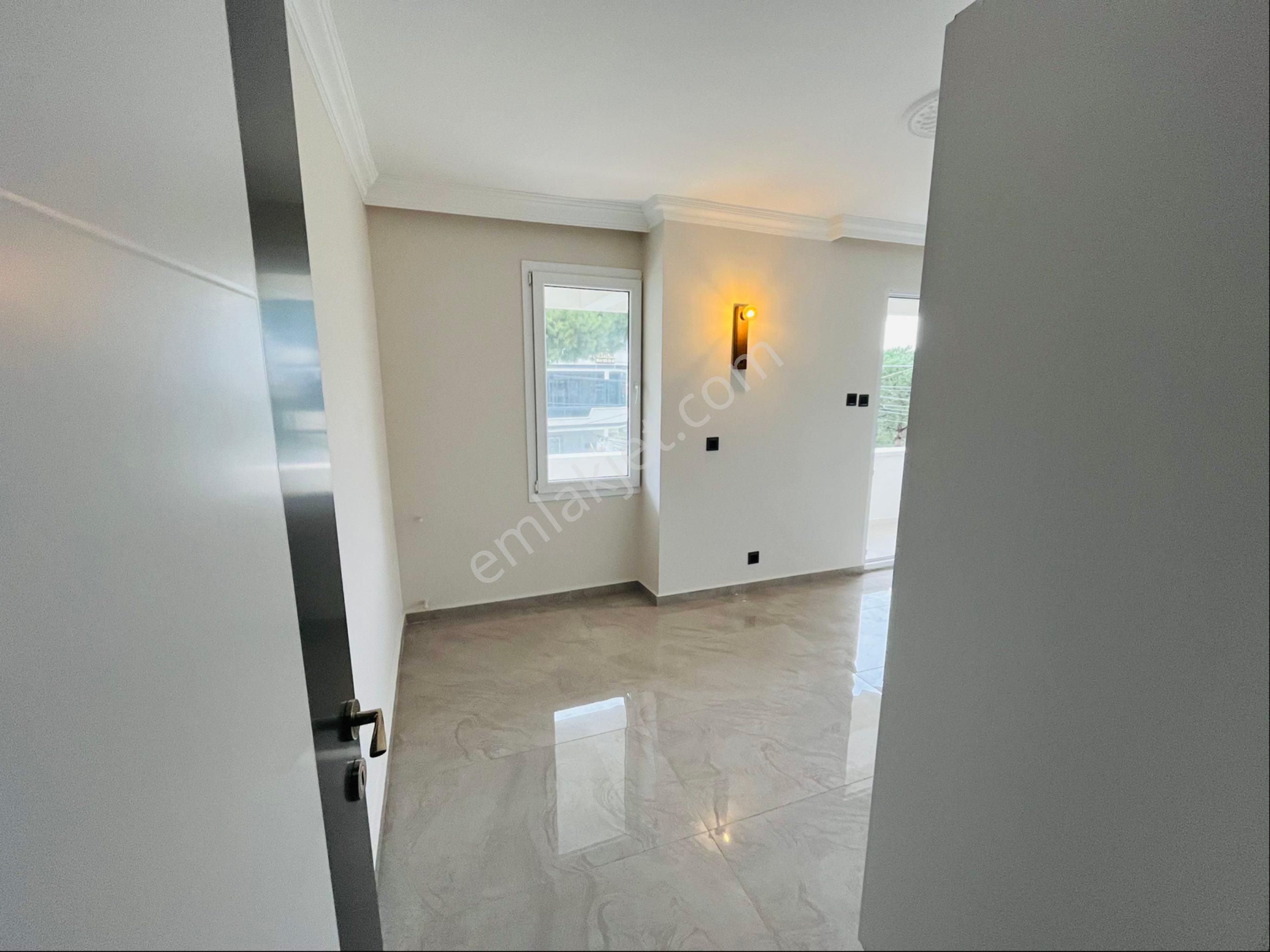 Altınoluk Kazdağları Eteklerinde Önü Açık İçi Yapılı Köşe 2+1 Geniş Satılık Daire - Görsel 12