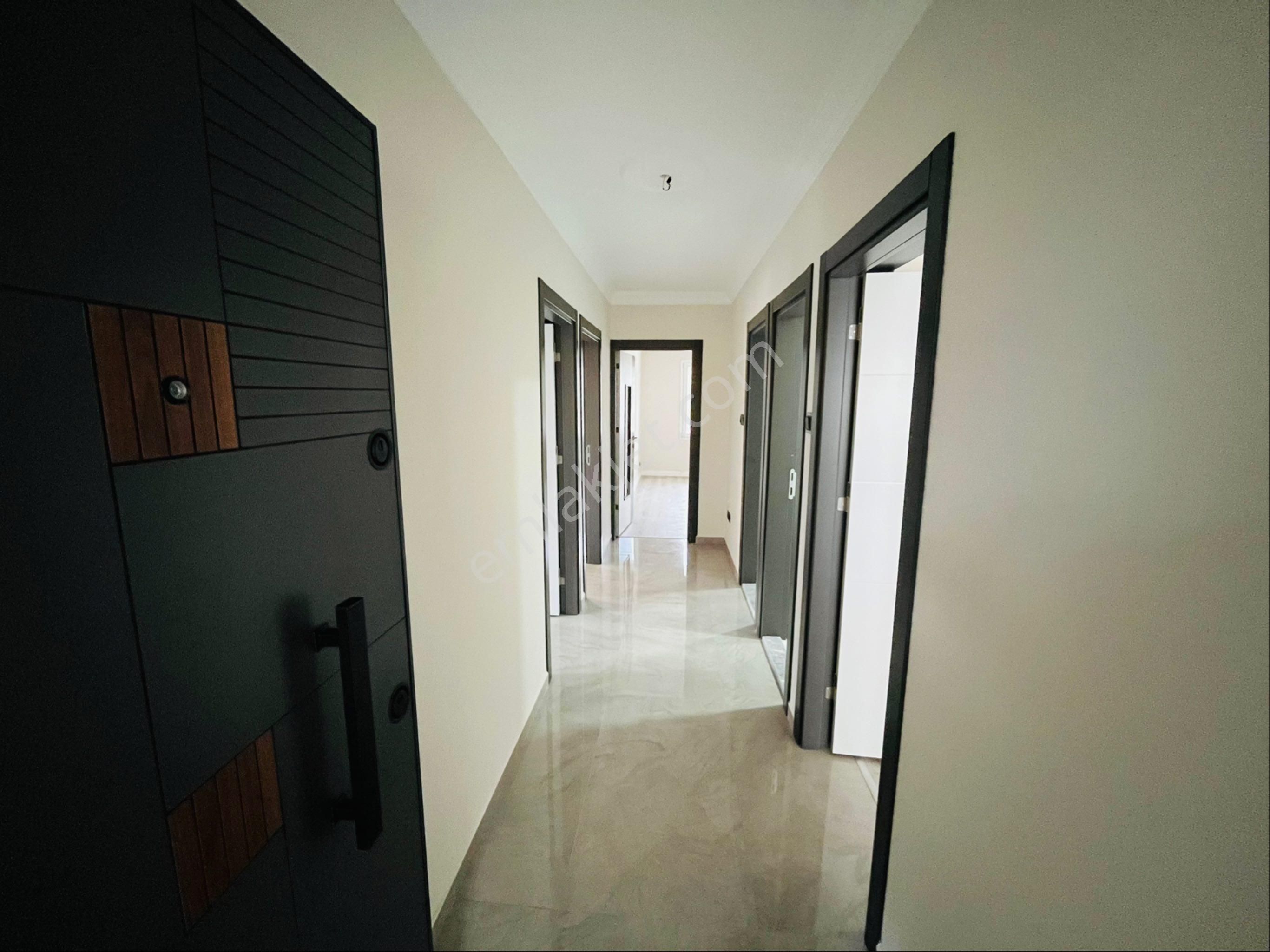 Altınoluk Kazdağları Eteklerinde Önü Açık İçi Yapılı Köşe 2+1 Geniş Satılık Daire - Görsel 6