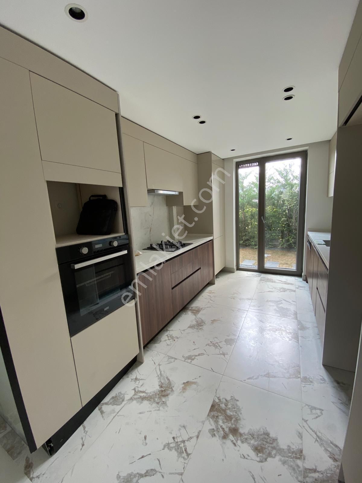 Bahçeşehir D14 Demiröz Sitesin'de 5+2 A Tipi 280m2 Kiralık Villa - Görsel 34