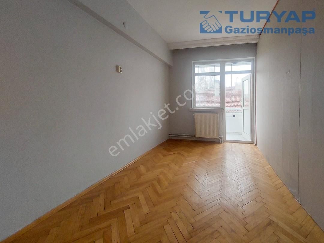 Gaziosmanpaşa Dolunay Sokakta 3+1 Kombili - Görsel 13