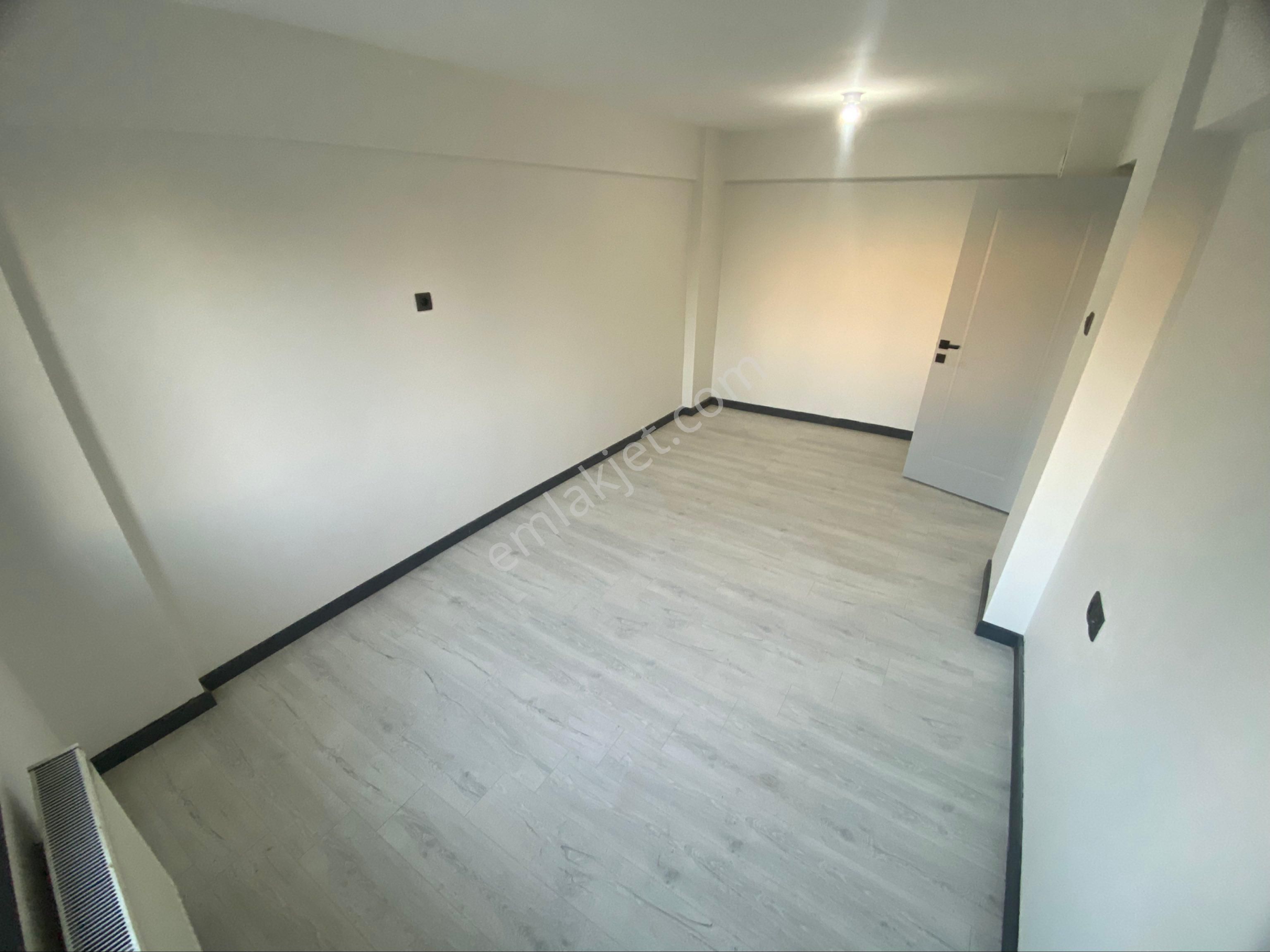 Bahçelievler Cadde Üzerinde Arakat 2+1 Full Tadilatlı Ssk,çevik Kuvvet Dibi Satılık Daire - Görsel 26