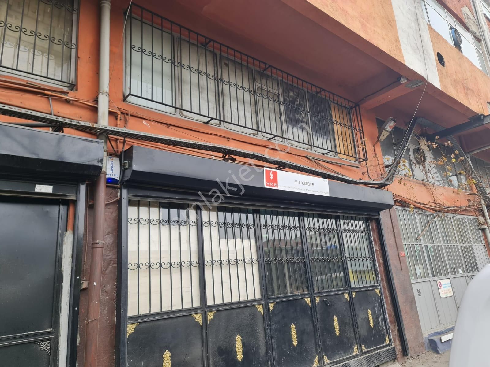 Zeytinburnu Maltepe Öztoprak İş Merkezi'nde 2 Dükkan Satışta! - Görsel 3