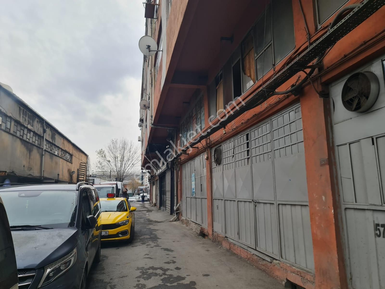 Zeytinburnu Maltepe Öztoprak İş Merkezi'nde 2 Dükkan Satışta! - Görsel 24