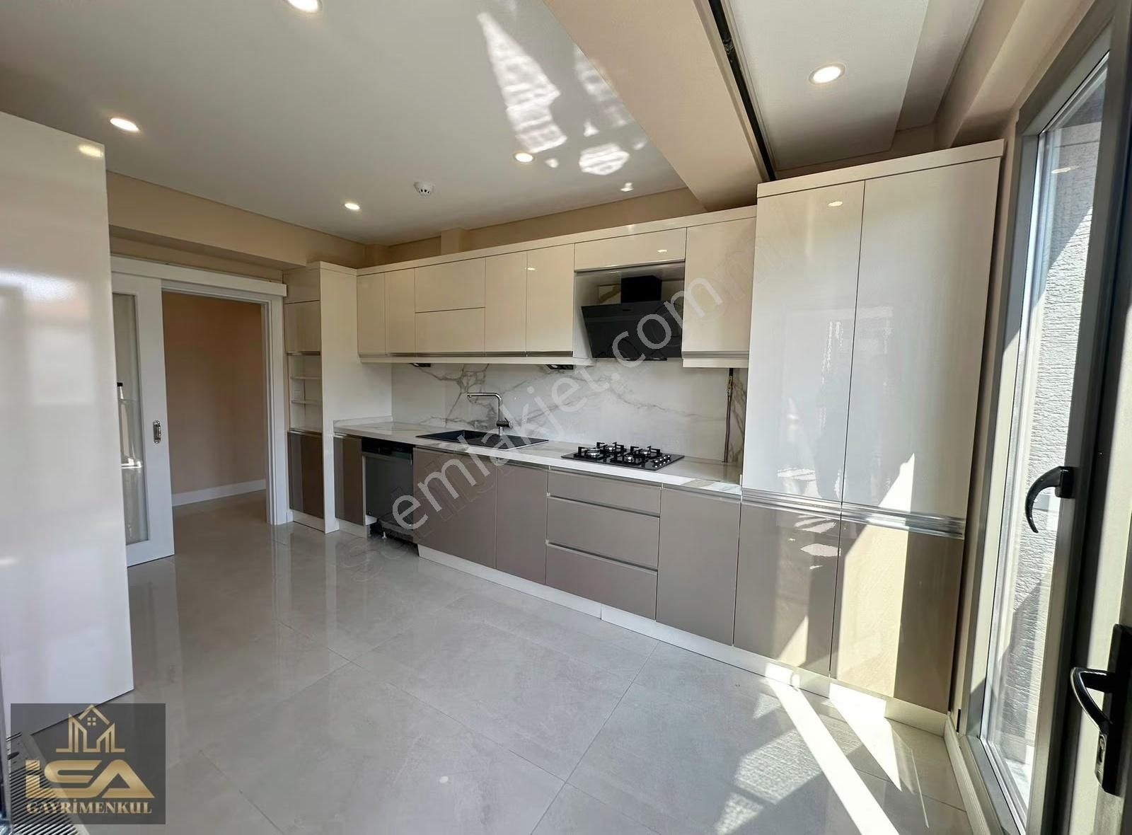 İsa Gayrimenkulden Butik Sitede Otoparklı Lüx Peyzajlı Daireler - Görsel 14