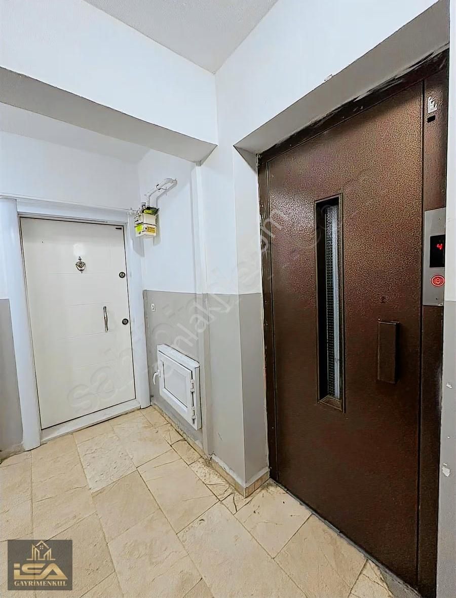 Esenyurt Devlet Hastanesi Yakını -site İçi- Caddeye Cephe Arakt - Görsel 2