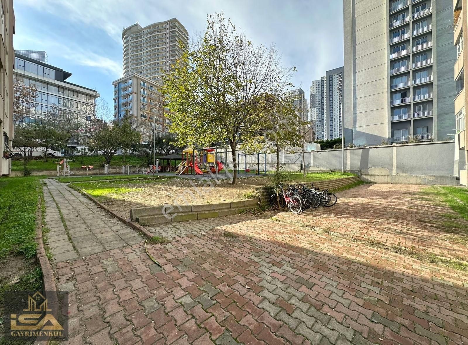 Esenyurt Devlet Hastanesi Yakını -site İçi- Caddeye Cephe Arakt - Görsel 10