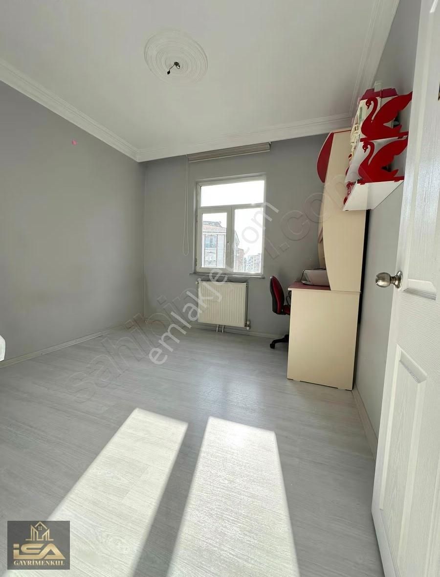 Esenyurt Devlet Hastanesi Yakını -site İçi- Caddeye Cephe Arakt - Görsel 12