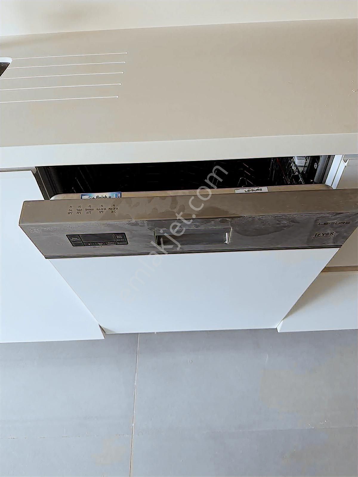 Altınşehir Shu 08'de Manzaralı 3.5+1 Kiralık Lüks Daire - Görsel 30