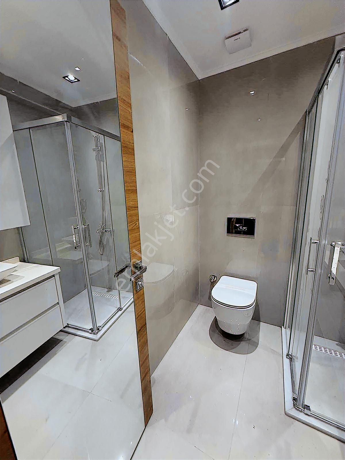Altınşehir Shu 08'de Manzaralı 3.5+1 Kiralık Lüks Daire - Görsel 17
