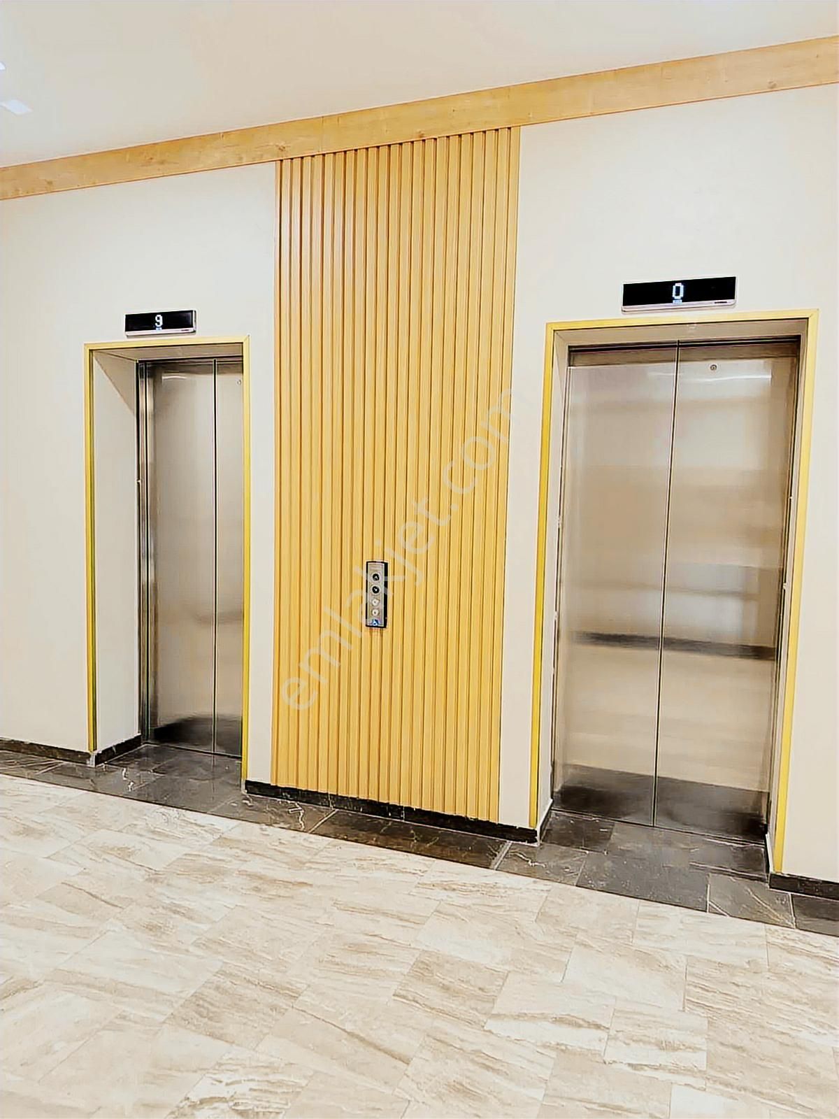 Altınşehir Shu 08'de Manzaralı 3.5+1 Kiralık Lüks Daire - Görsel 34