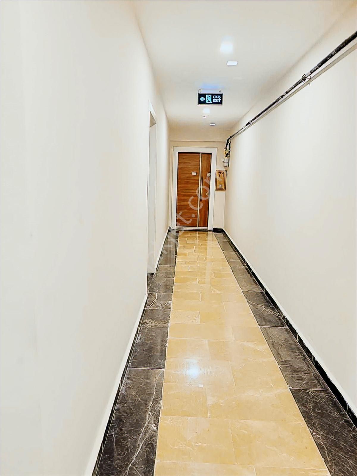 Altınşehir Shu 08'de Manzaralı 3.5+1 Kiralık Lüks Daire - Görsel 23