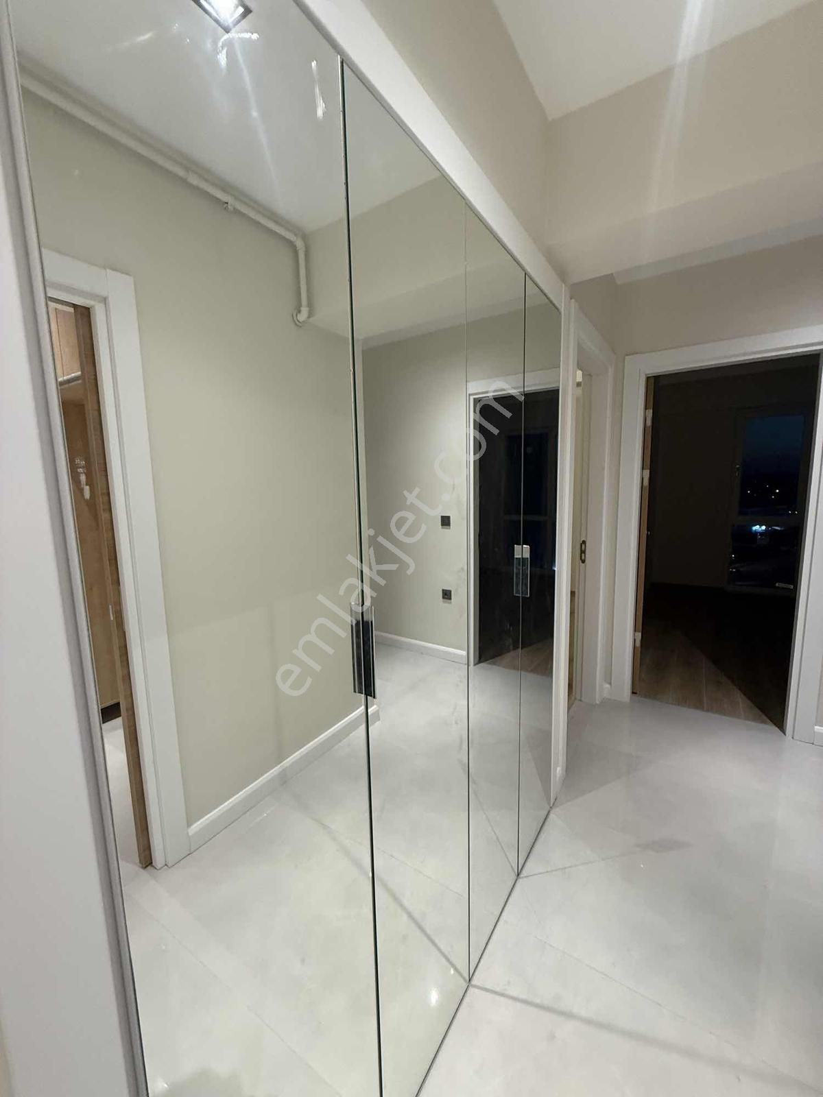 Altınşehir Shu 08'de Manzaralı 3.5+1 Kiralık Lüks Daire - Görsel 22