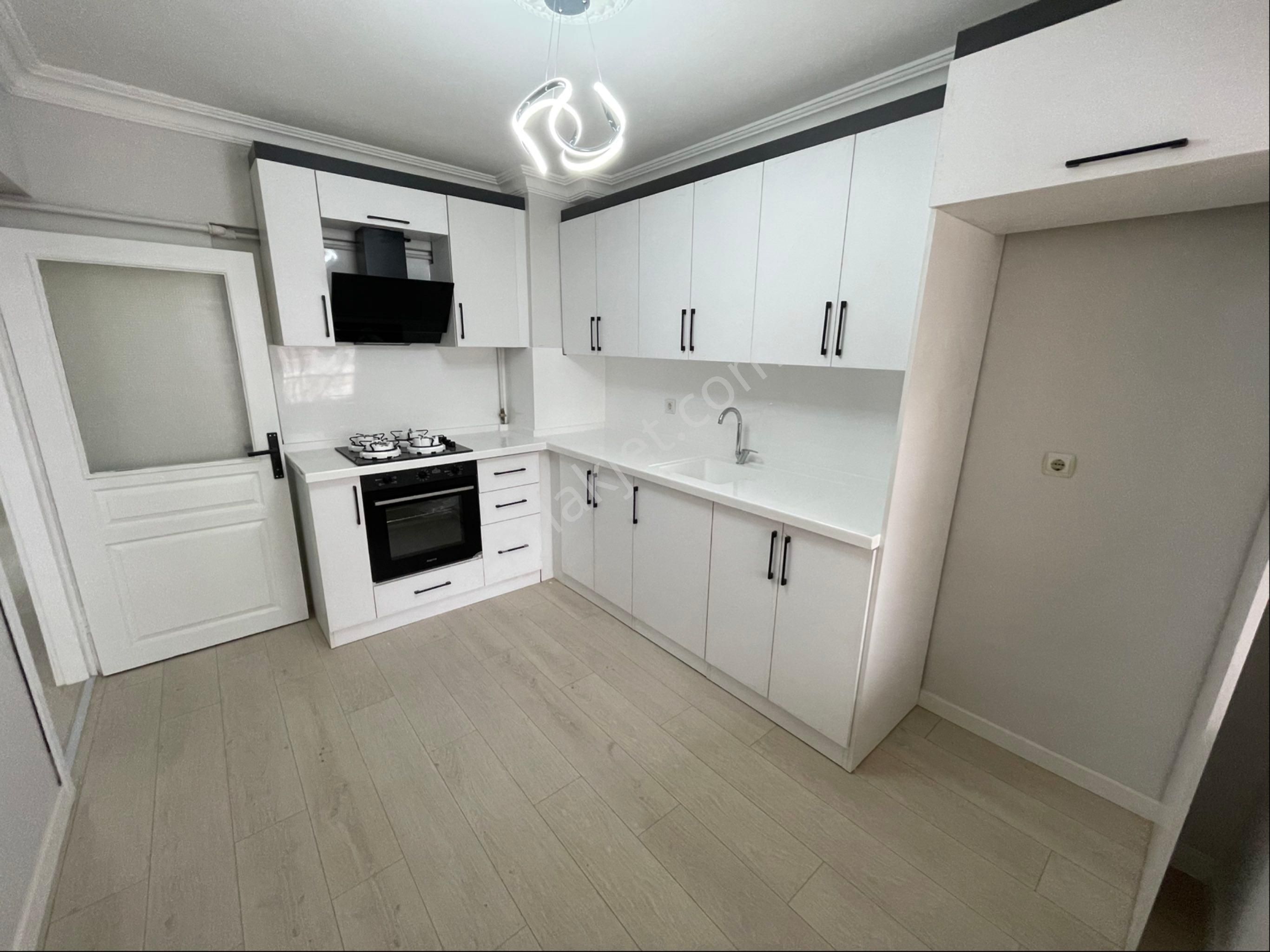 Ns Prestij Den Süvari Mah Mükemmel Konum Site Bölgesinde Ara Kat - Görsel 3