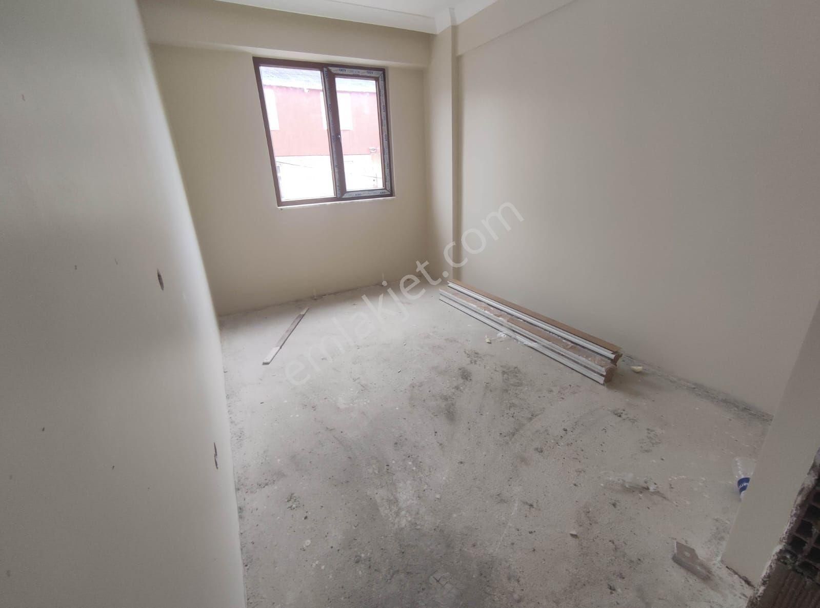 Para'dan Sultanbeyli'de Otopark-balkon Geniş 3+1 Satılık Daire - Görsel 2