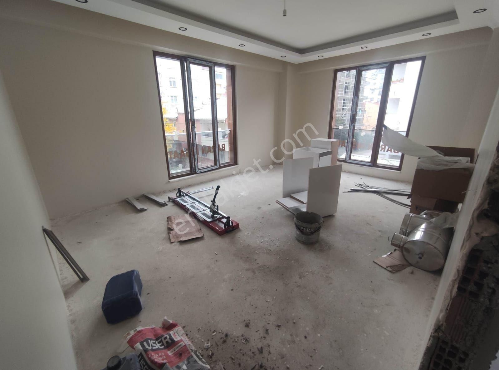 Para'dan Sultanbeyli'de Otopark-balkon Geniş 3+1 Satılık Daire - Görsel 7