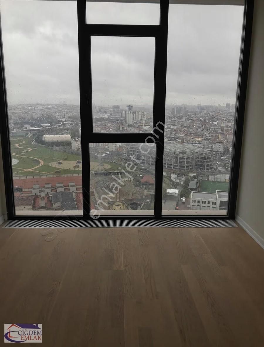 The İstanbul Residence Projesinde Muhteşem Geniş Teraslı 1+1