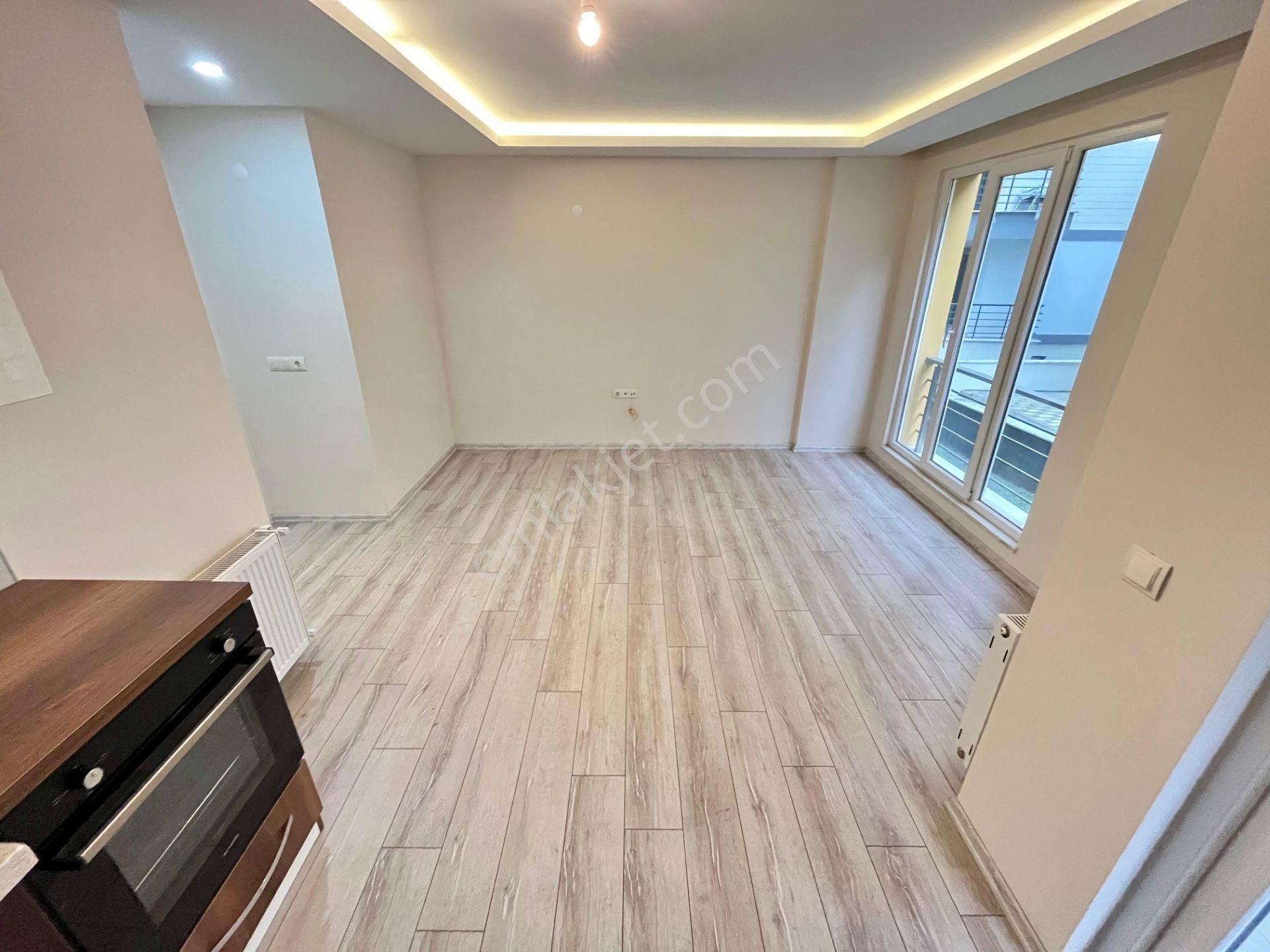 Akçay Sezgin Emlaktan Fırsat Fiyat Merkezi Konum Sıfır 1+1 Daire - Görsel 15