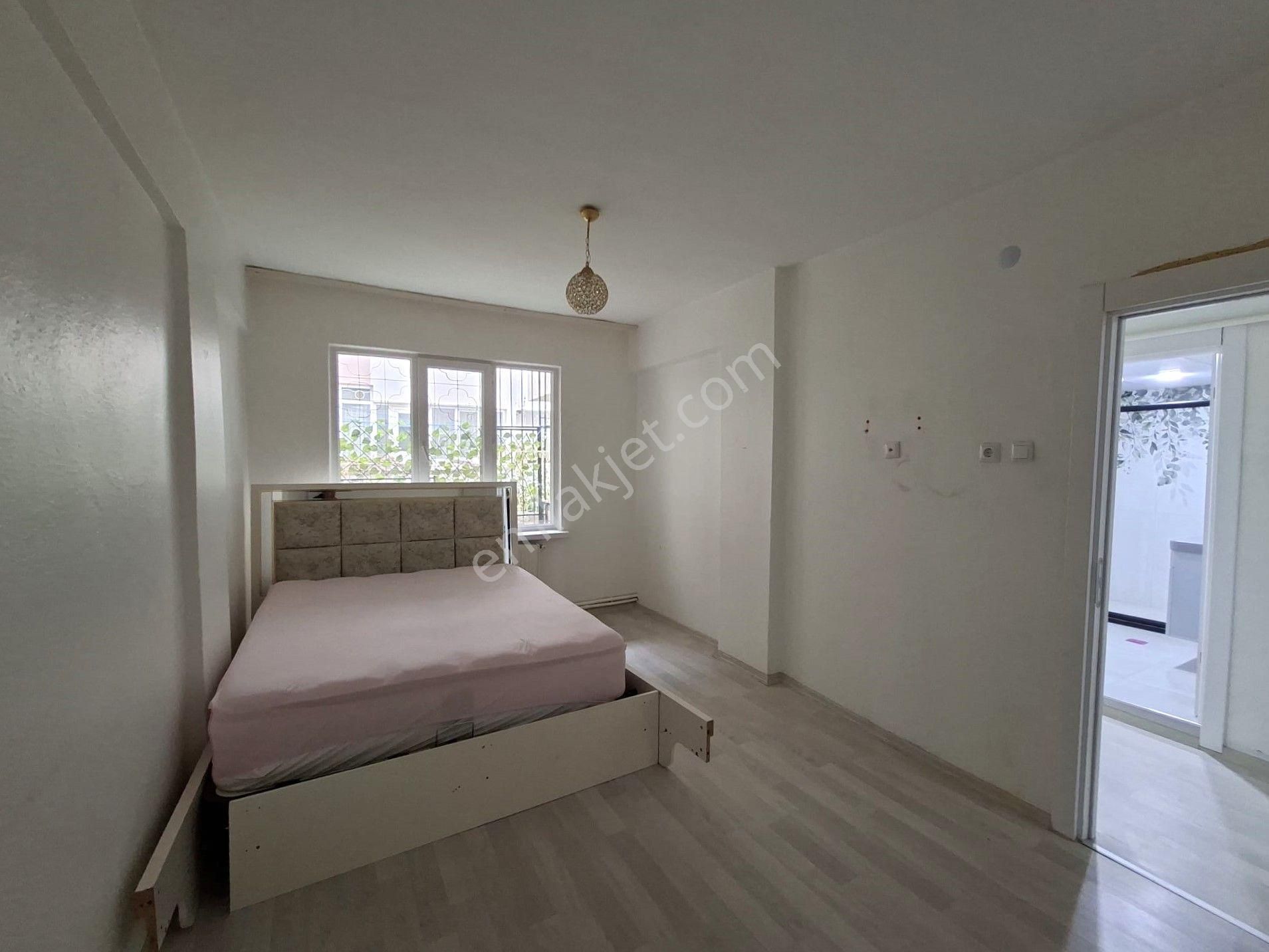 Recep Ümit Emlak'tan Işıklar Mahallesinde Kırım Caddesi Yakınında Satılık 2+1 Daire - Görsel 15