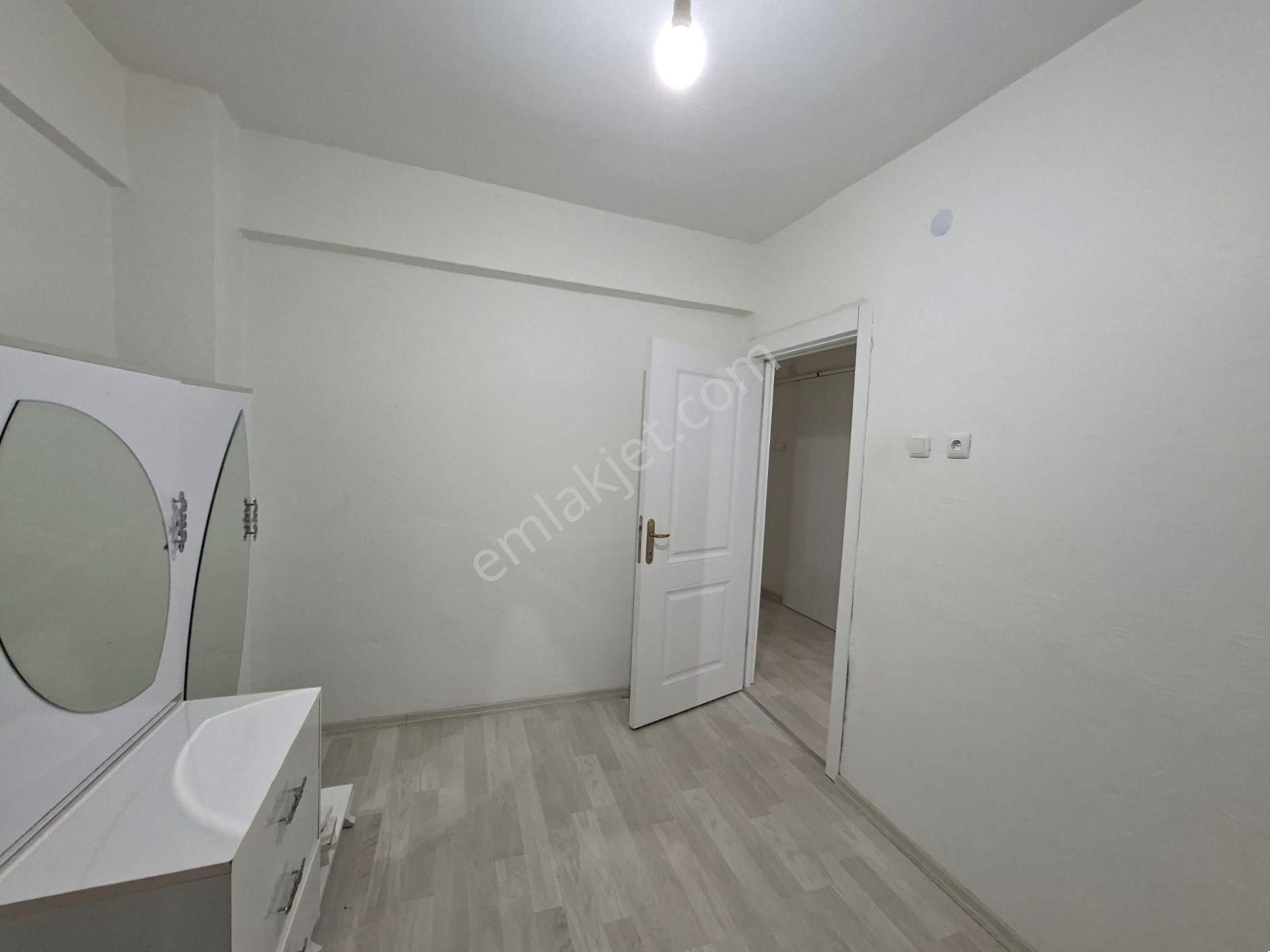 Recep Ümit Emlak'tan Işıklar Mahallesinde Kırım Caddesi Yakınında Satılık 2+1 Daire - Görsel 22