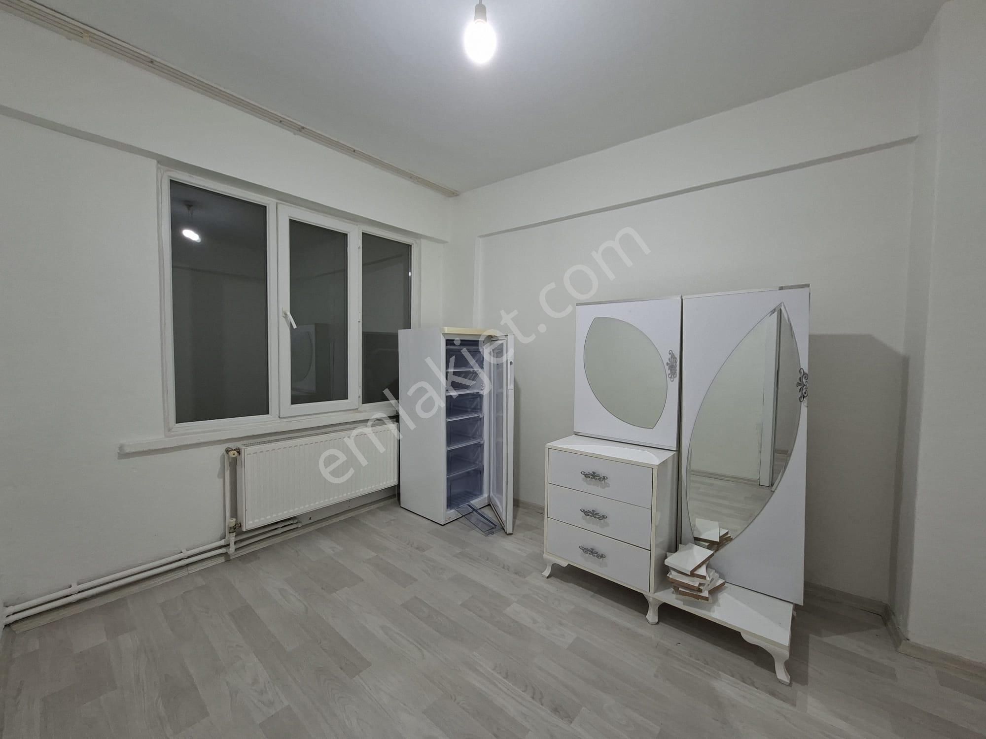 Recep Ümit Emlak'tan Işıklar Mahallesinde Kırım Caddesi Yakınında Satılık 2+1 Daire - Görsel 18