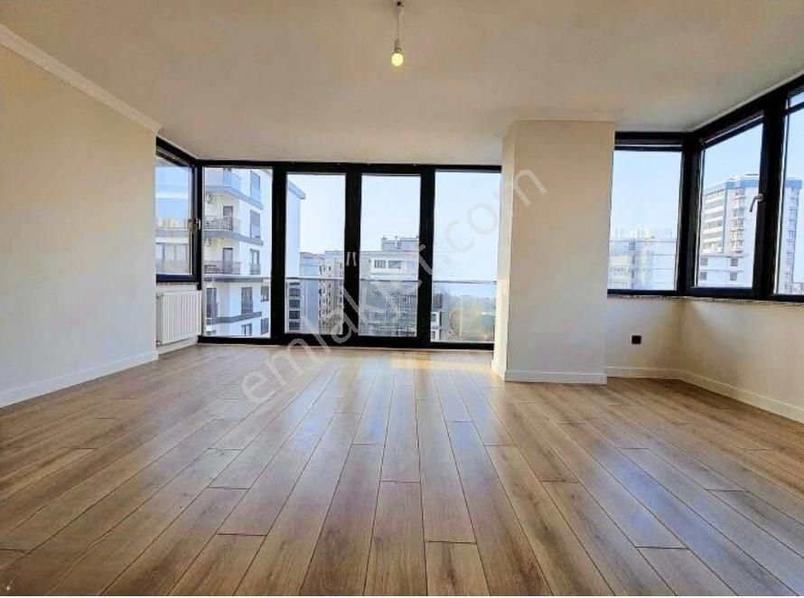 Bağdat Caddesine Yakın Kısmi Deniz Manz 2+1 Ebeveynli Satılık - Görsel 5