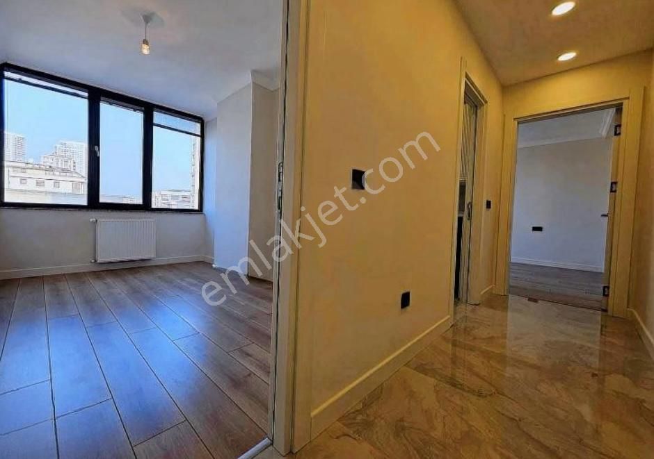 Bağdat Caddesine Yakın Kısmi Deniz Manz 2+1 Ebeveynli Satılık - Görsel 13