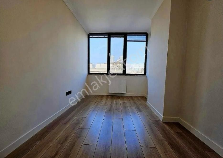 Bağdat Caddesine Yakın Kısmi Deniz Manz 2+1 Ebeveynli Satılık - Görsel 15