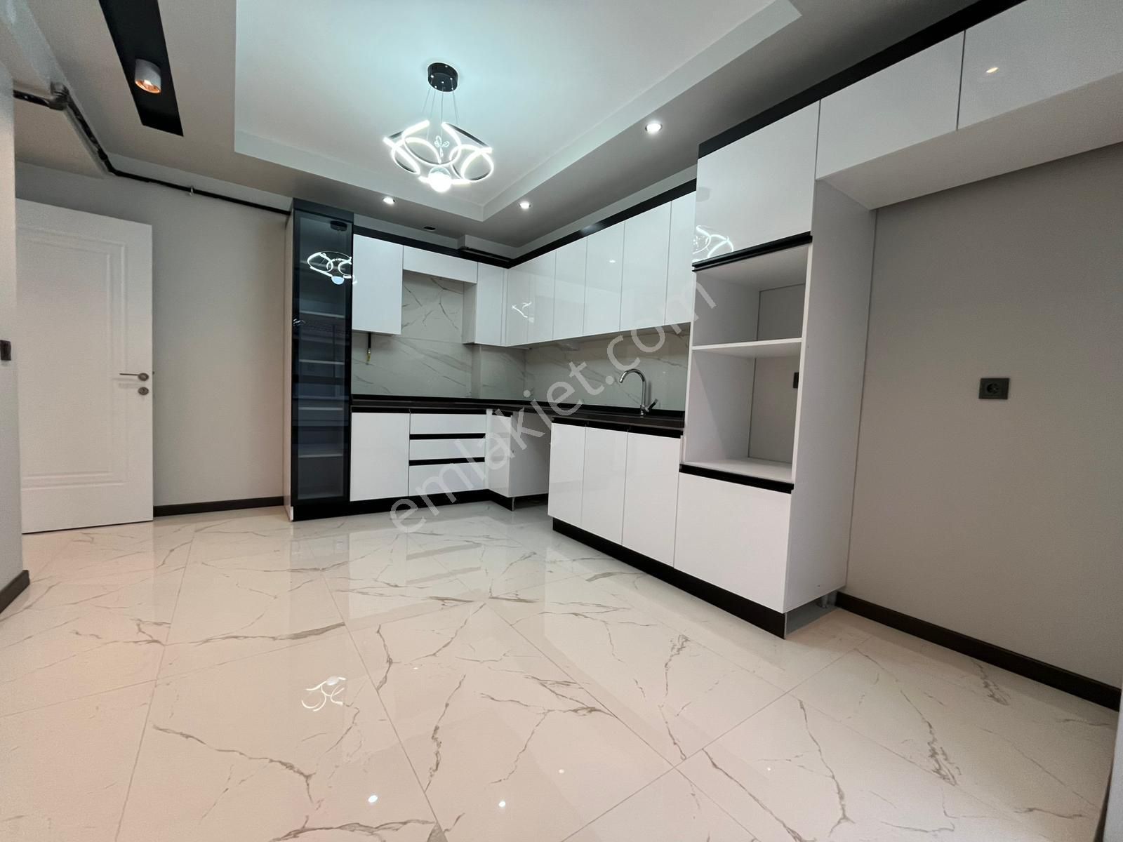 Tuncay Kartaldan Batıkent Ümit Hastanesi Yakını 2+1