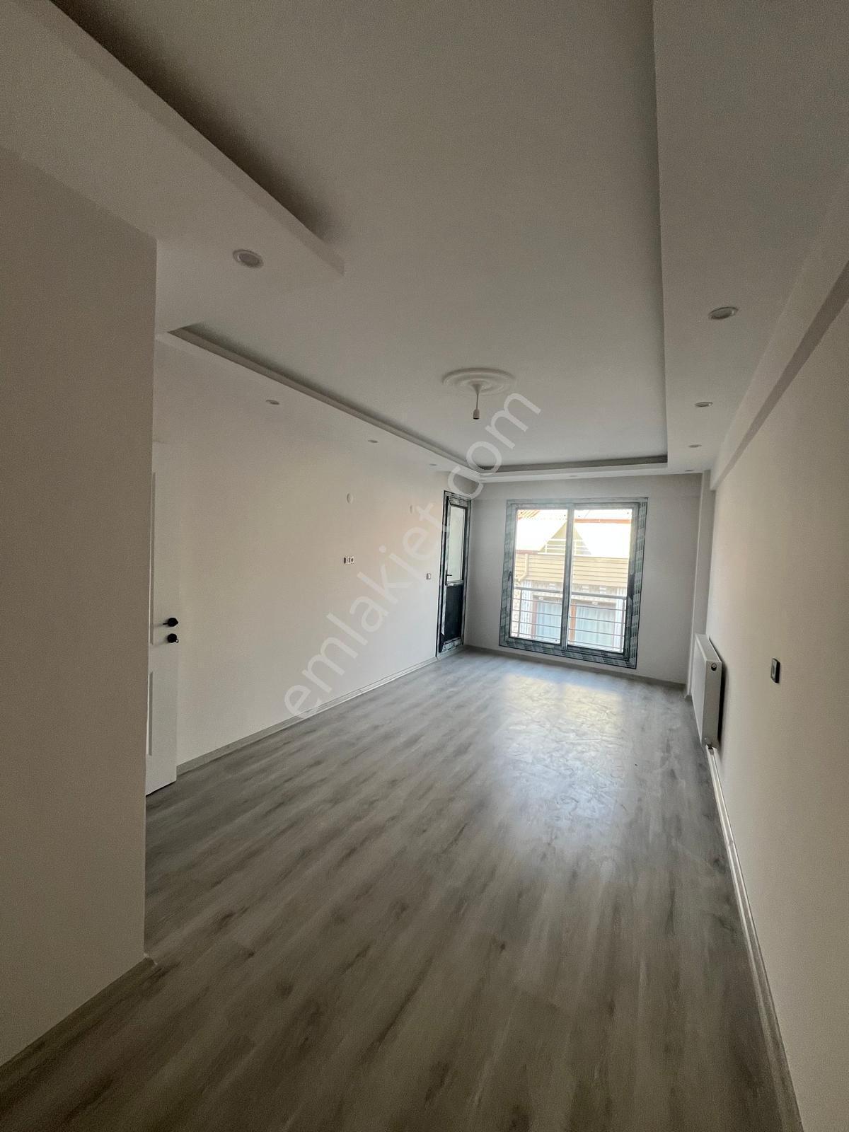 Saruhanlı Üç Heykel Yanında 2+1 Sıfır Kapalı Mutfak Daire - Görsel 7