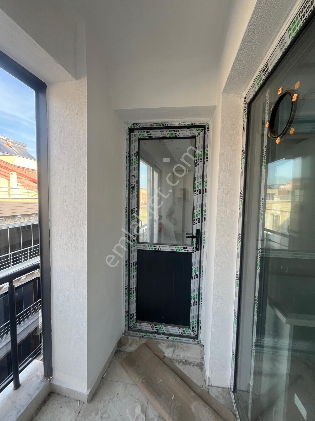 Saruhanlı Üç Heykel Yanında 2+1 Sıfır Kapalı Mutfak Daire - Görsel 12