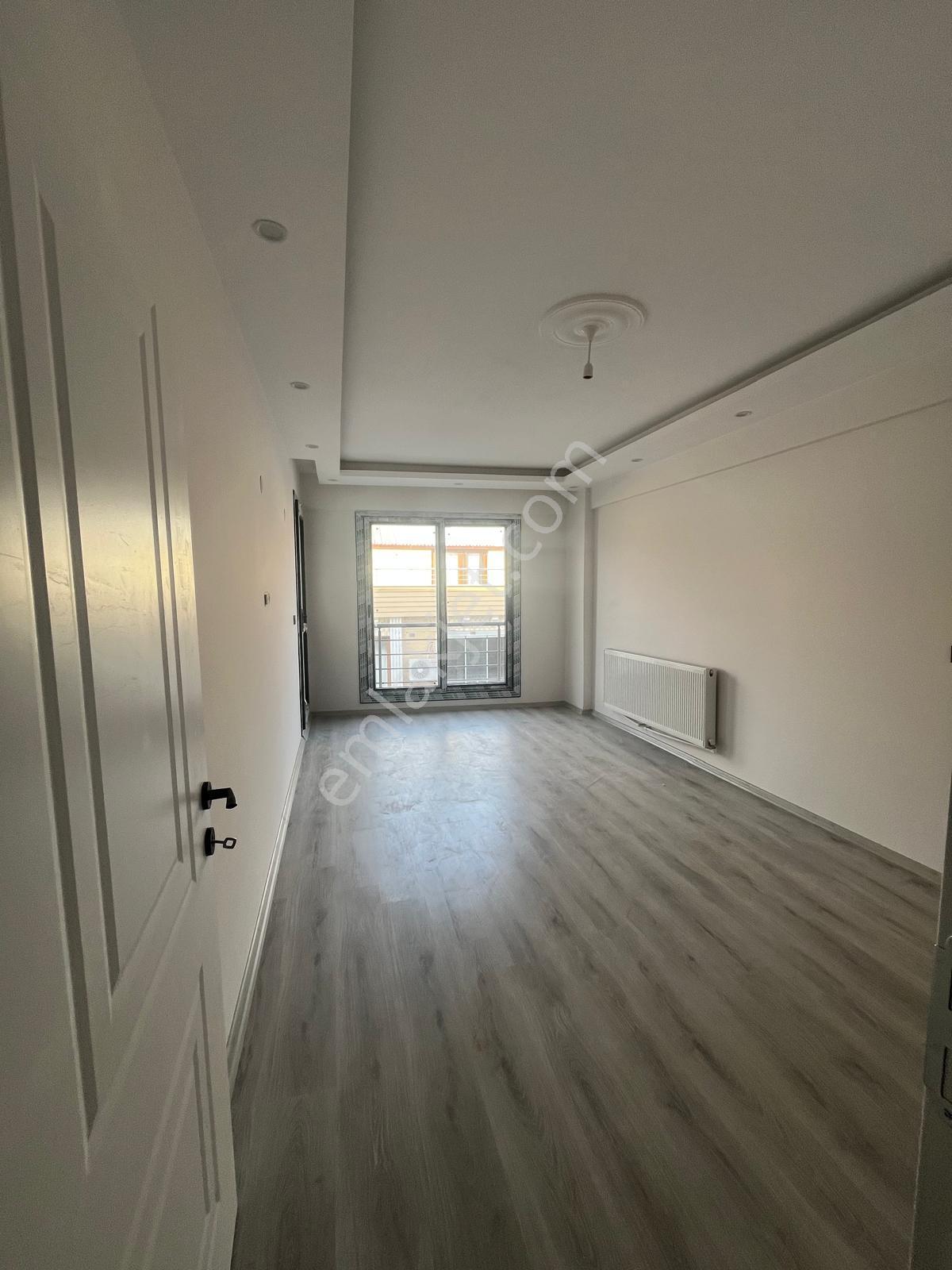 Saruhanlı Üç Heykel Yanında 2+1 Sıfır Kapalı Mutfak Daire - Görsel 5