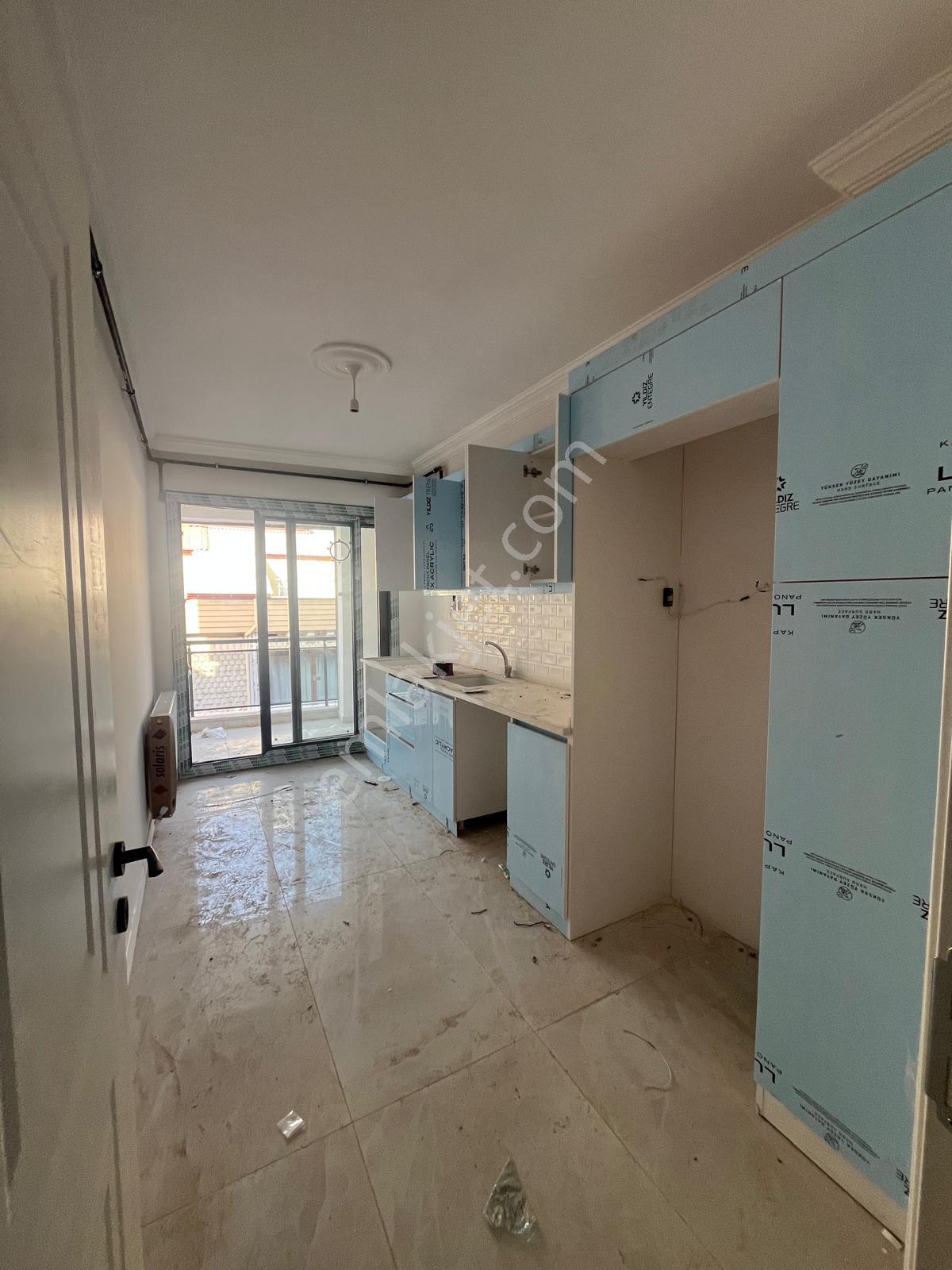 Saruhanlı Üç Heykel Yanında 2+1 Sıfır Kapalı Mutfak Daire - Görsel 9