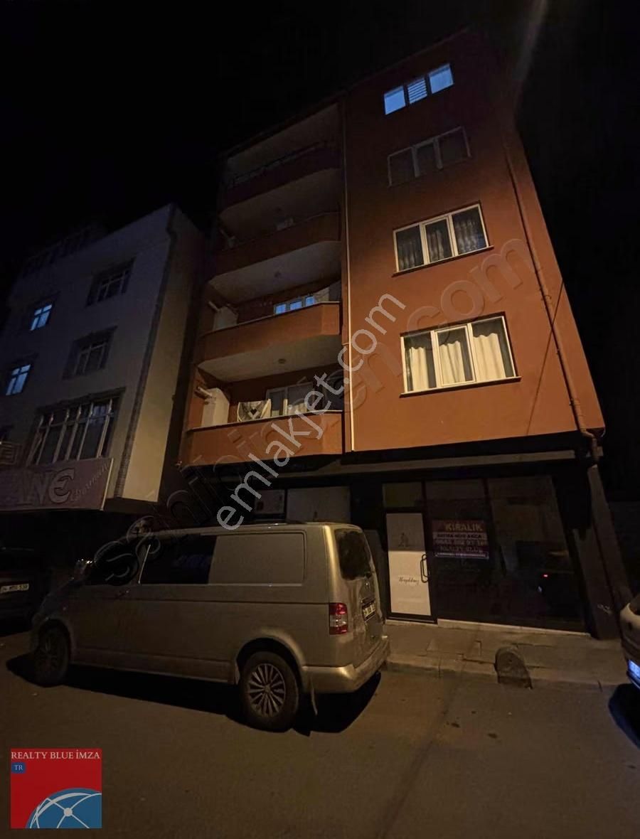 Kiralık Dükkan Cadde Üstü (100) M2 Sultanbeyli Abdurahmangazi Mh