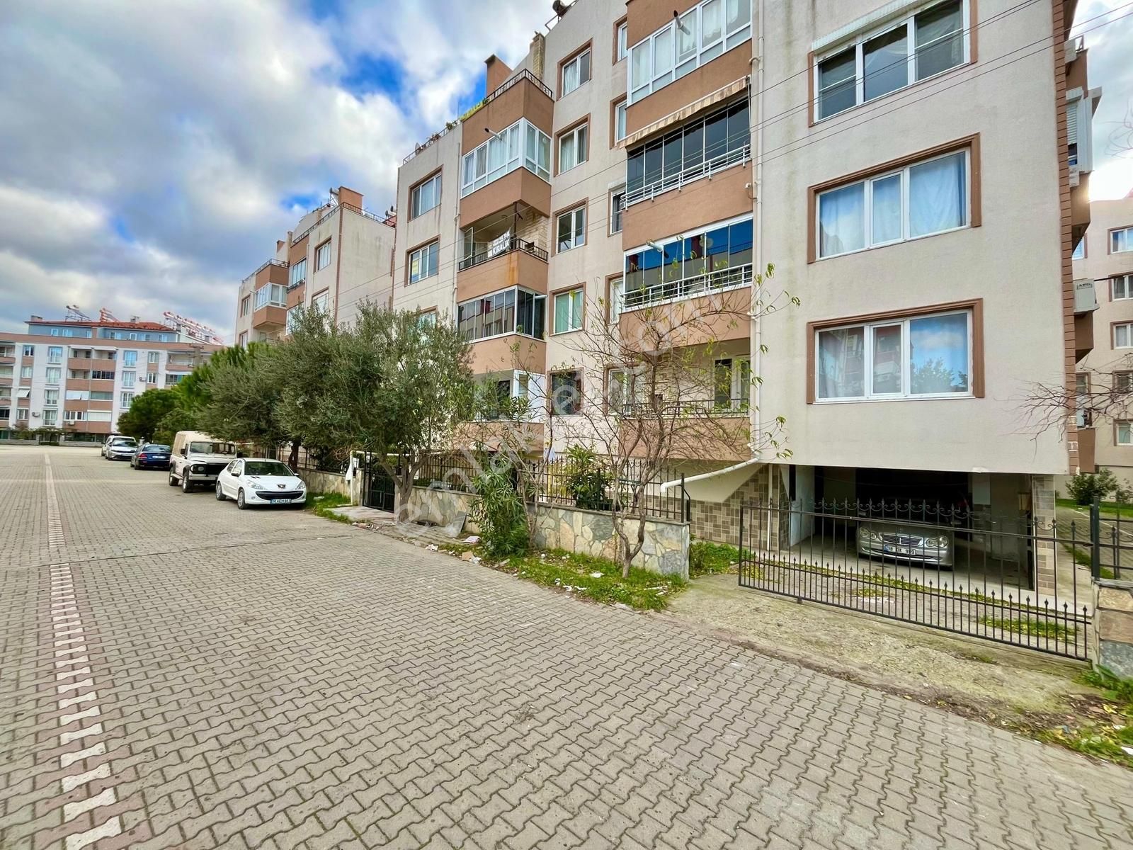 Gümüş'den Ön Cephe Full Yapılı Lüks Tasarımlı Geniş 3+1 Daire - Görsel 30