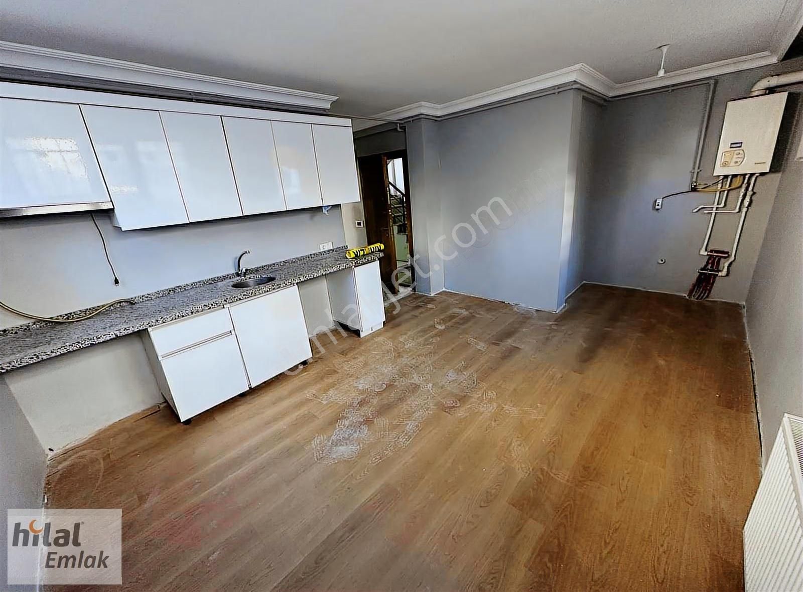 Finans Merkezine Yürüme Mesafesinde 1+1 Kiralık Daire 18.000 Tl - Görsel 2